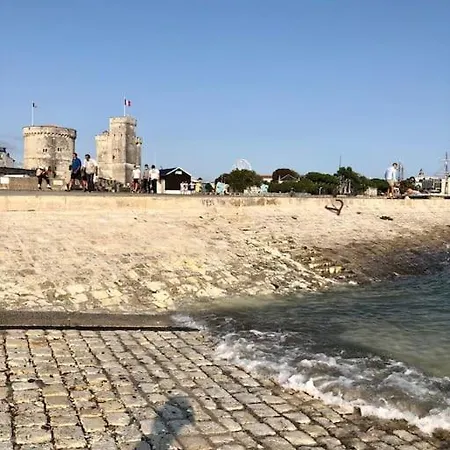A 200m De La Plage, Confort Et Cosy Apartment